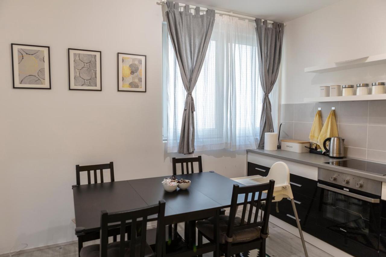 Apartman Pletisanak Горни Милановац Екстериор снимка